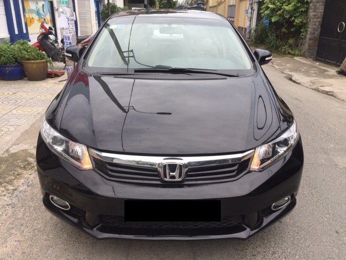 Cần bán xe Honda Civic 2015 AT màu đen