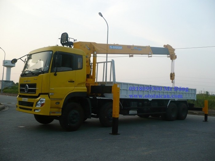 Xe Tải 10 Tấn Dongfeng Hoanghuy 8x4 Gắn Cẩu Soosan Scs1015ls