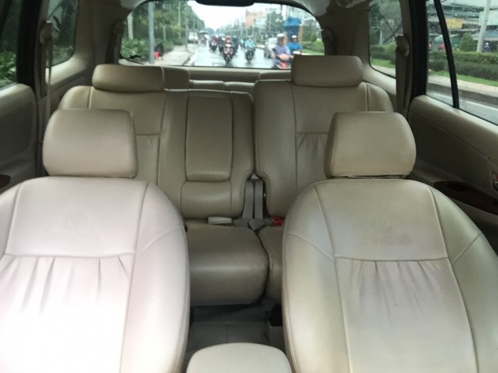 Toyota Innova 2007 MT màu xám vàng xe cọp
