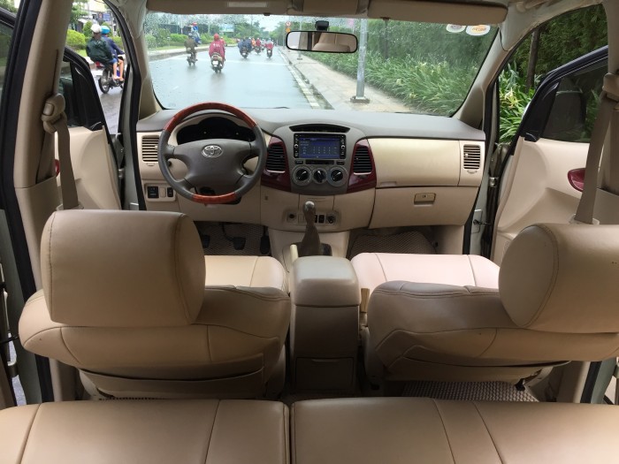Toyota Innova 2007 MT màu xám vàng xe cọp