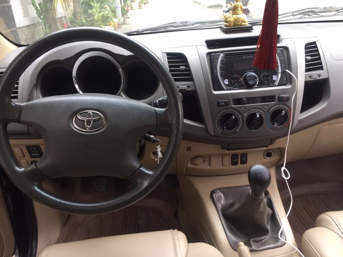 Xe Toyota Fortuner G 2010 MT chạy dầu