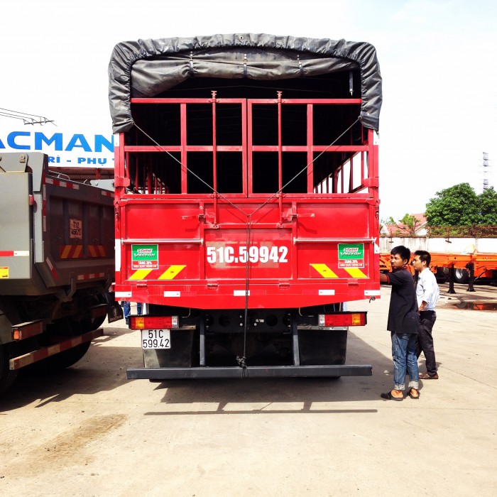 Xe tải shacman 4 chân nhập khẩu nguyên chiếc tải trọng cao nhất thị trường