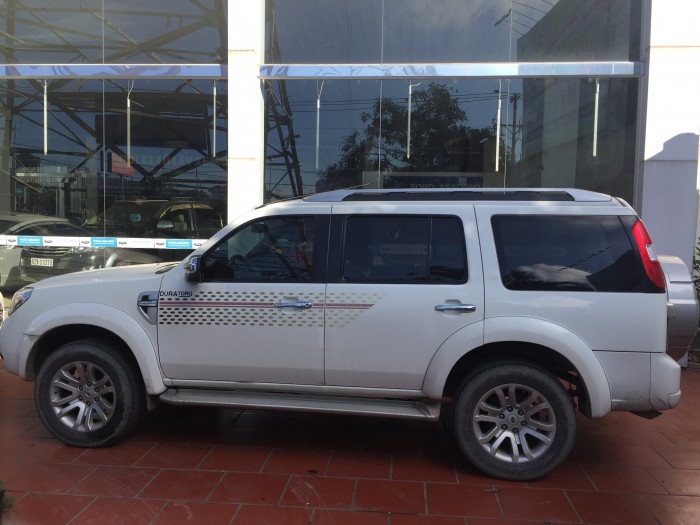 Bán Ford Everest 01 cầu sx 2014 màu trắng