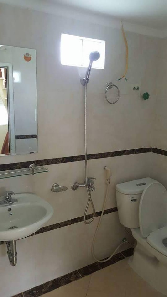 Bán Nhà 40m2, Phố Thái Thịnh-Đống Đa