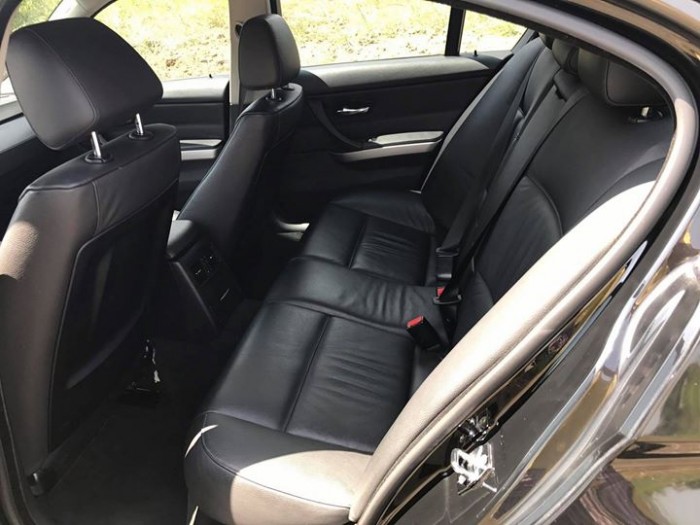 Bán gấp BMW 320i at sx2007 đk 2008 màu đen