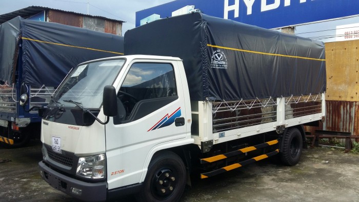Bán Xe Hyundai Iz49 Thùng Mui Bạt - Tải Trọng 2,3 Tấn