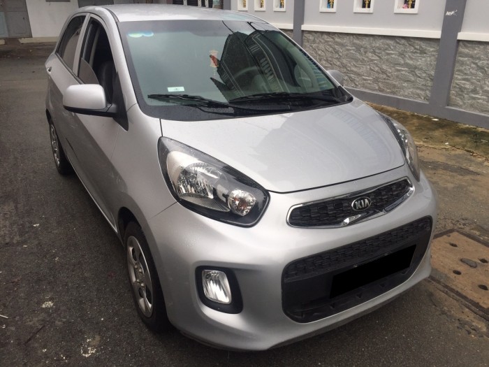 Cần bán xe Kia Morning 2017 số sàn màu bạc full đồ