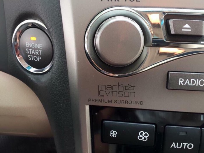 Bán lẹ LEXUS RX350 2015 at màu đen vip long lanh