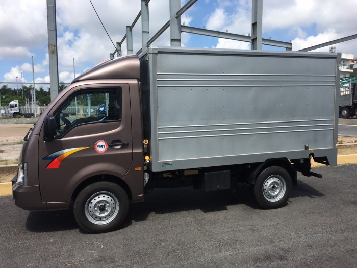 Tata 1,2 tấn máy dầu
