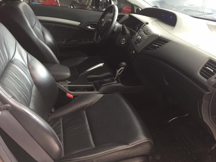 Bán nhanh HONDA CIVIC 2014 at màu nâu mới zin