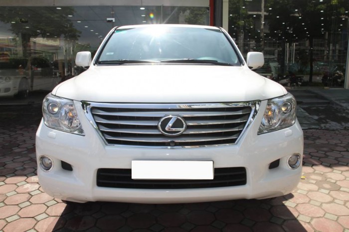 LEXUS 570 màu trắng, nội thất kem. Sản xuất 2010, đăng ký lần đầu biển Hà Nội siêu Vip ( Biển tứ quý )