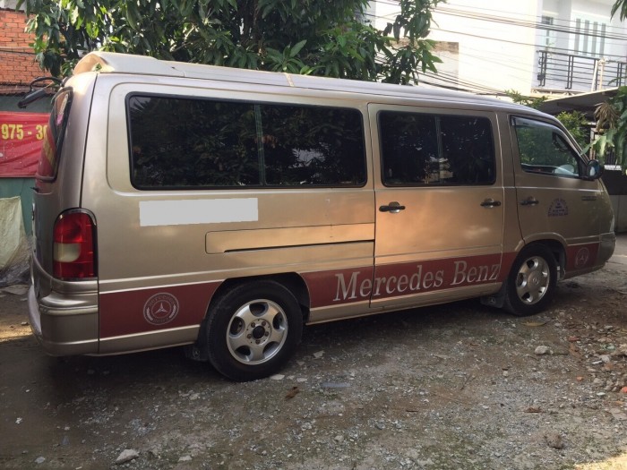 Cần bán xe Mercedes tải 800kg 6 chổ, máy dầu số sàn đời 2004