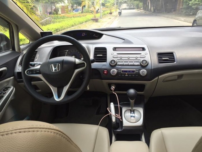 Honda Civic 2007 màu đen tự động đẹp víp
