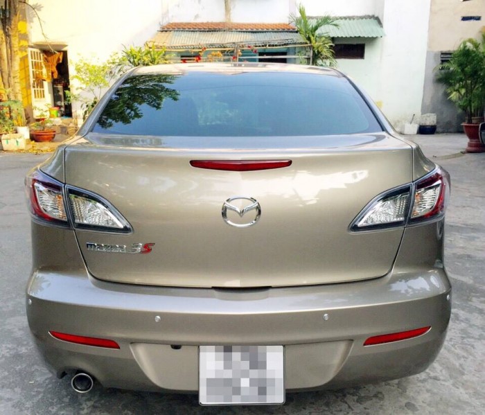 Bán nhanh Mazda 3S 2014 at màu vàng kim
