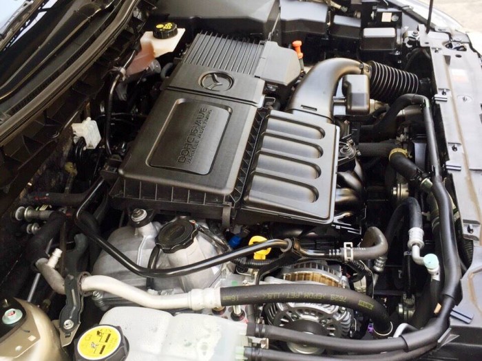 Bán nhanh Mazda 3S 2014 at màu vàng kim