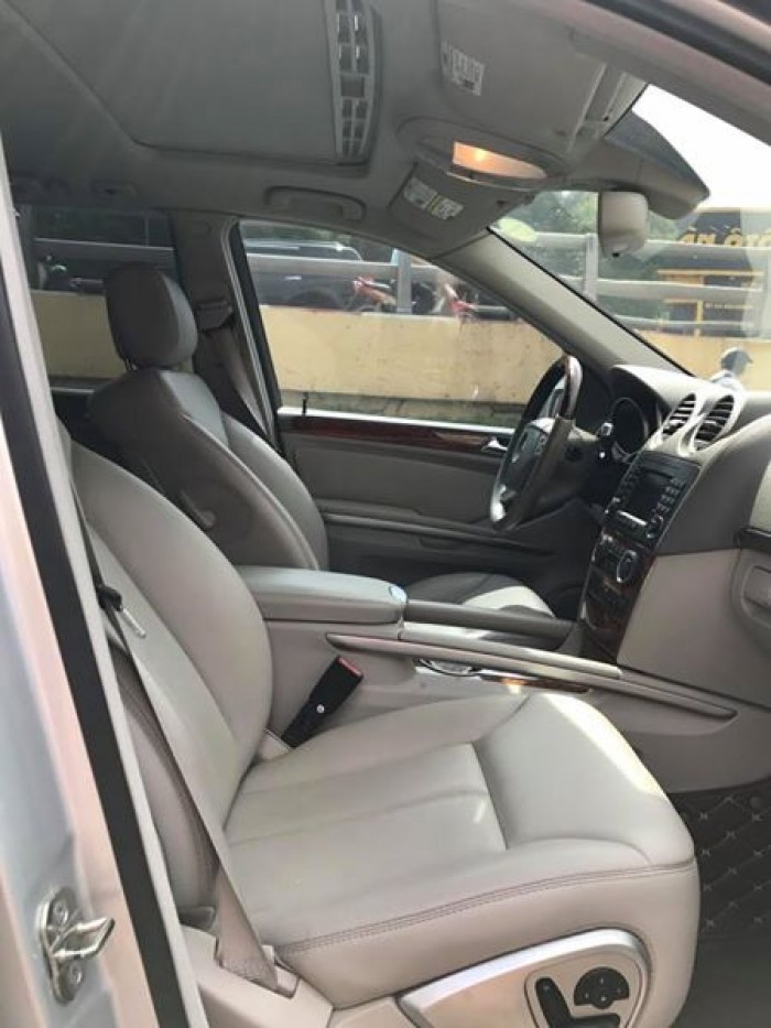 Mercedes Benz GL320 model 2008