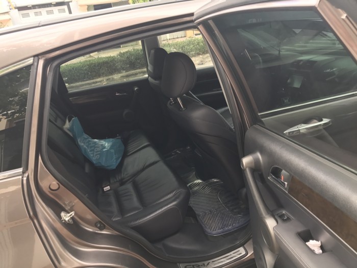 Nhà ít đi cần bán Honda CRV 2013 xe đẹp như mới màu nâu hồng tự động.