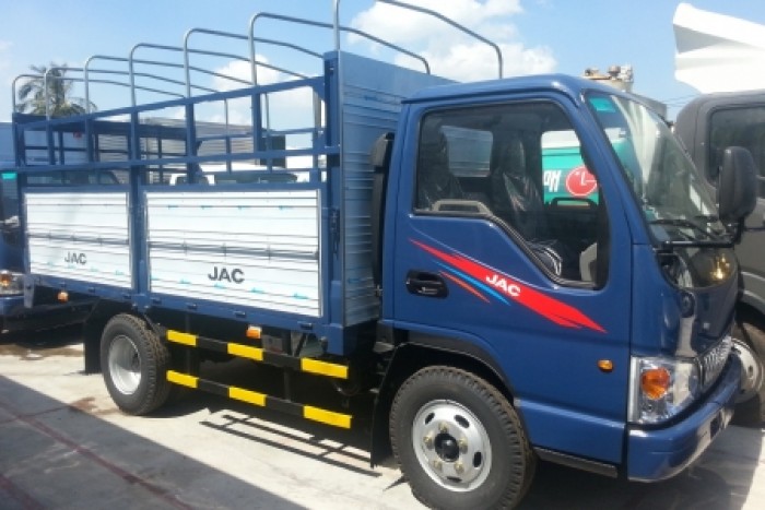 Xe tải JAC 2t4 2017 động cơ isuzu