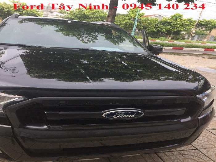 Bán Ford Ranger XLS 4x2, số tự động, đủ màu, giao xe ngay