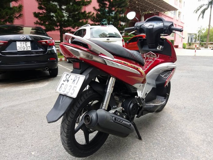 Air Blade Hàn Quốc Đỏ  Bạc mẫu Thailan 2 Đèn Giống Honda Air Blade 99%
