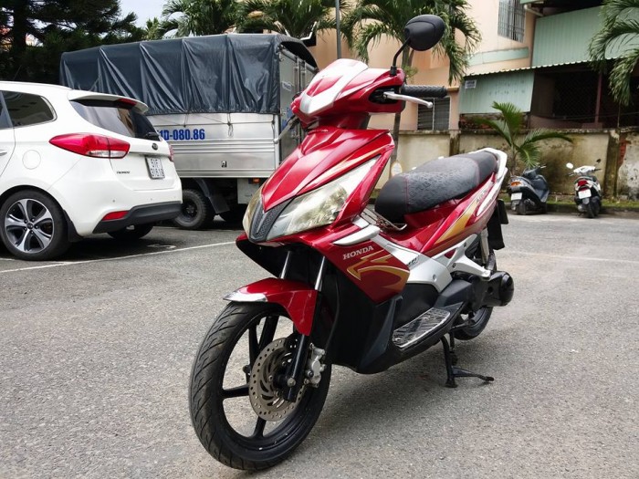 Air Blade Hàn Quốc Đỏ  Bạc mẫu Thailan 2 Đèn Giống Honda Air Blade 99%
