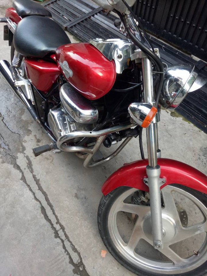 Moto Daelim Magma 125c màu đỏ bstp xe nguyên zin  hàng nhập thùng nguyên chiếc