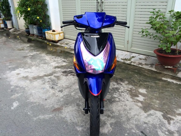 Honda Click , nguyên thủy, 1 chủ,màu xanh, máy êm