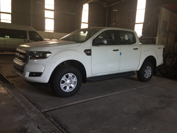 Tây Ninh, bán xe bán tải FORD RANGER phiên bản 3.2L AT, 2.2L MT, 2.2L AT, giá tốt,vay 80%