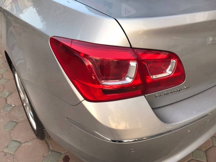 Bán em Chevrolet Cruze 2015 at màu bạc đẹp như mới