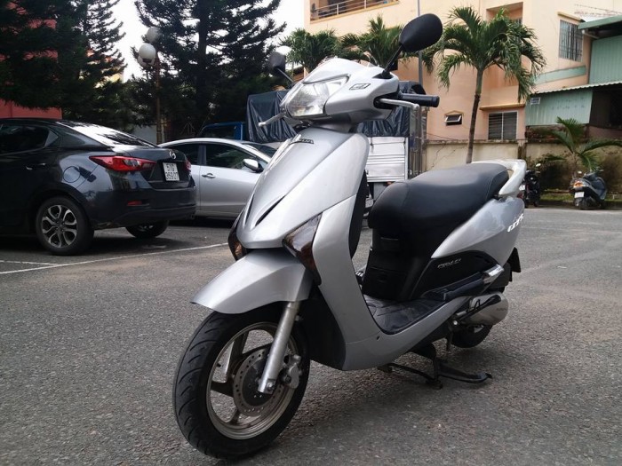 Honda Lead 110Fi Phun Xăng Điện Tử Loại Nhập Khẩu Nguyên Thùng Tuyệt Đẹp