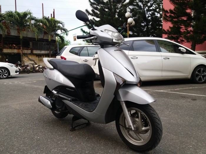 Honda Lead 110Fi Phun Xăng Điện Tử Loại Nhập Khẩu Nguyên Thùng Tuyệt Đẹp