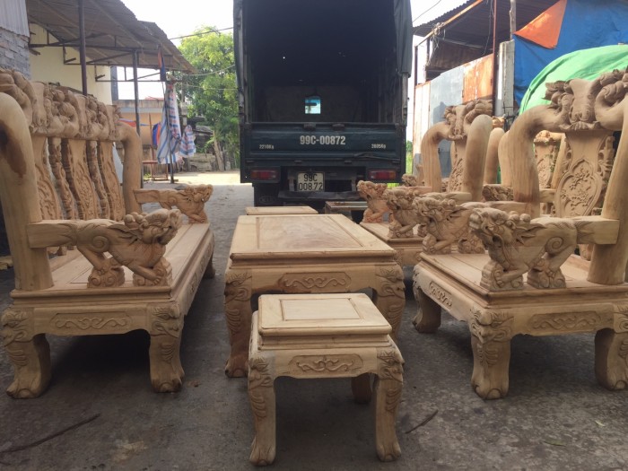 Bộ bàn ghế gỗ gụ tay 12 trống ghê