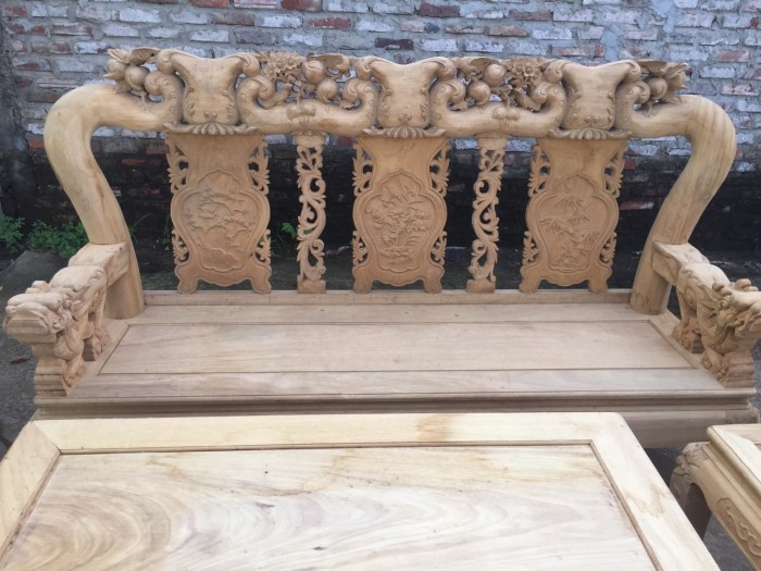 Bộ bàn ghế gỗ gụ tay 12 trống ghê