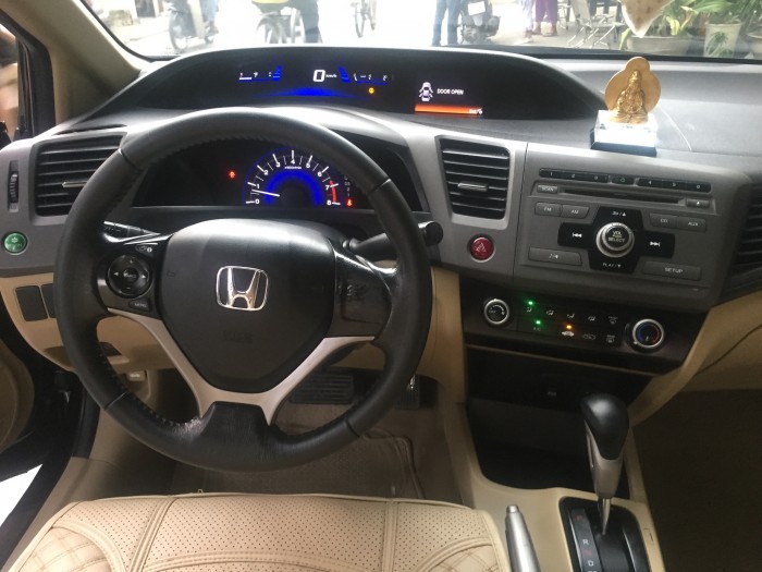 Nhà bán HONDA CIVIC 2014 at màu đen