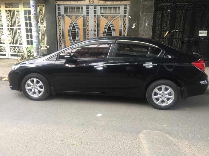 Nhà bán HONDA CIVIC 2014 at màu đen