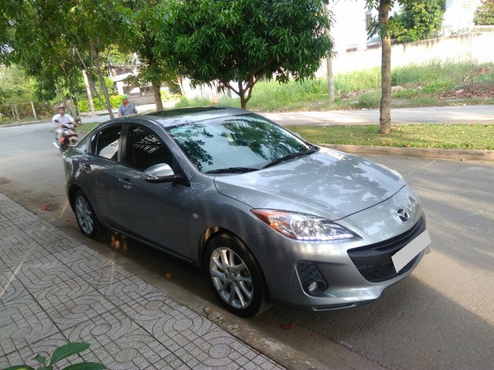Nhà bán Mazda 3s 2015 at màu bạc zin