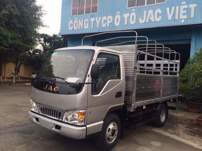 Xe JAC HFC1030K3-1.49 tấn, tiết kiệm nhiên liệu.