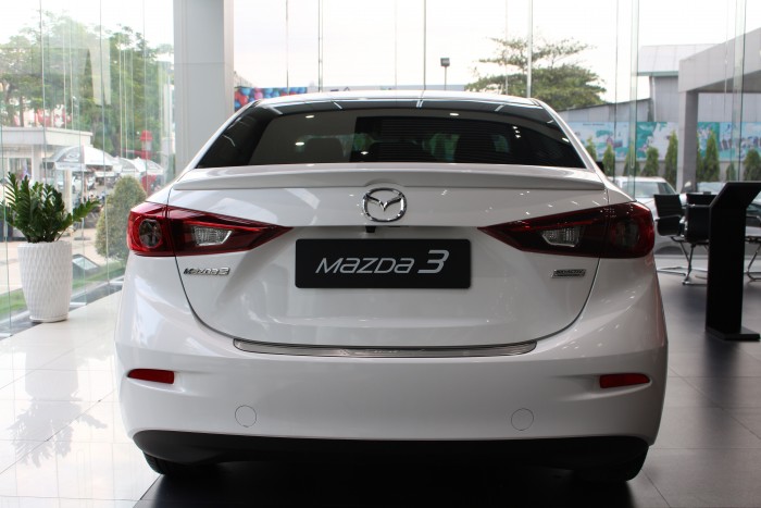 Hot hot...Mazda 3 ưu đãi tốt nhất trong năm