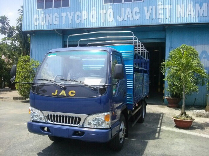 Giá rẻ- xe tải jac 2.4 tấn trả góp ( jac 2T4 giá rẻ ( jac 2t4 thùng bạt ( jac 2.4t thùng kín.)))