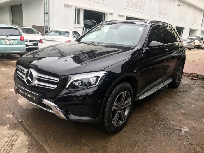 Bán Mercedes GLC250 2017 Đen/Nâu chạy lướt giá tốt