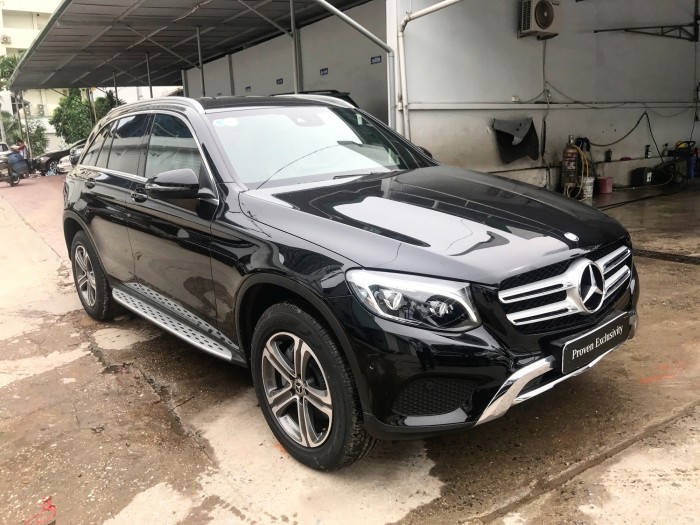 Bán Mercedes GLC250 2017 Đen/Nâu chạy lướt giá tốt