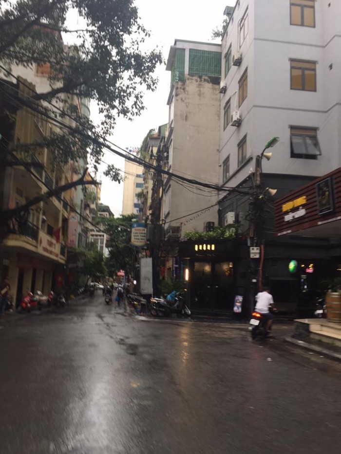Bán nhà đẹp, oto 10m Siêu Rẻ Thông Phong 33m x 3T