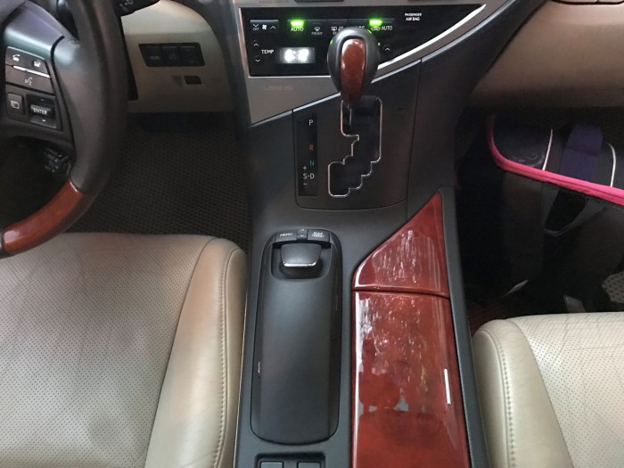 Bán nhanh Lexus RX350 2009 at màu đen đẹp như mới