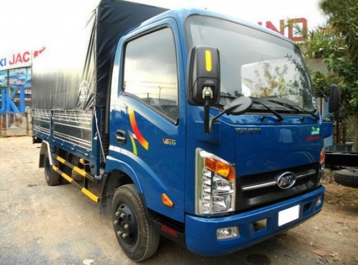 Xe tải Veam VT201 thùng bạt, thùng dài 3m8