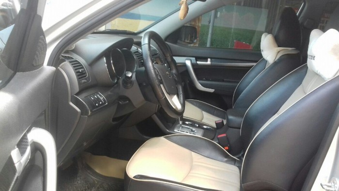 Bán Kia Sorento 4WD 2.4AT  màu bạc máy xăng 2012 xe đẹp