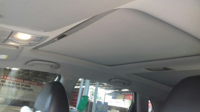 Bán Kia Sorento 4WD 2.4AT  màu bạc máy xăng 2012 xe đẹp