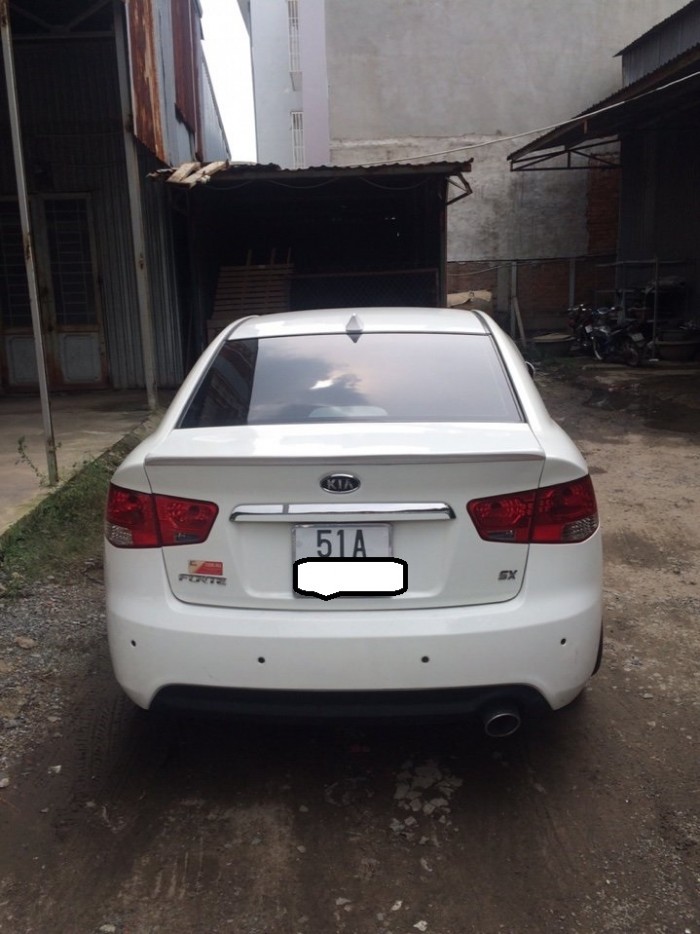 Bán Kia Forte SX 1.6AT 2010 màu trắng bstp