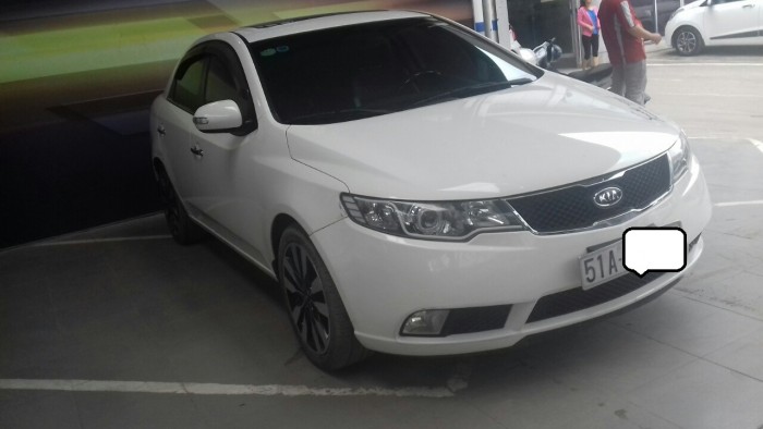 Bán Kia Forte SX 1.6AT 2010 màu trắng bstp