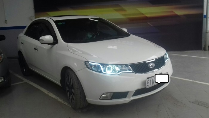 Bán Kia Forte SX 1.6AT 2010 màu trắng bstp