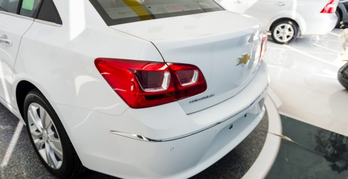 Chevrolet Cruze LTZ giảm 70 triệu tiền mặt. Hỗ trợ ngân hàng 100% giá xe.